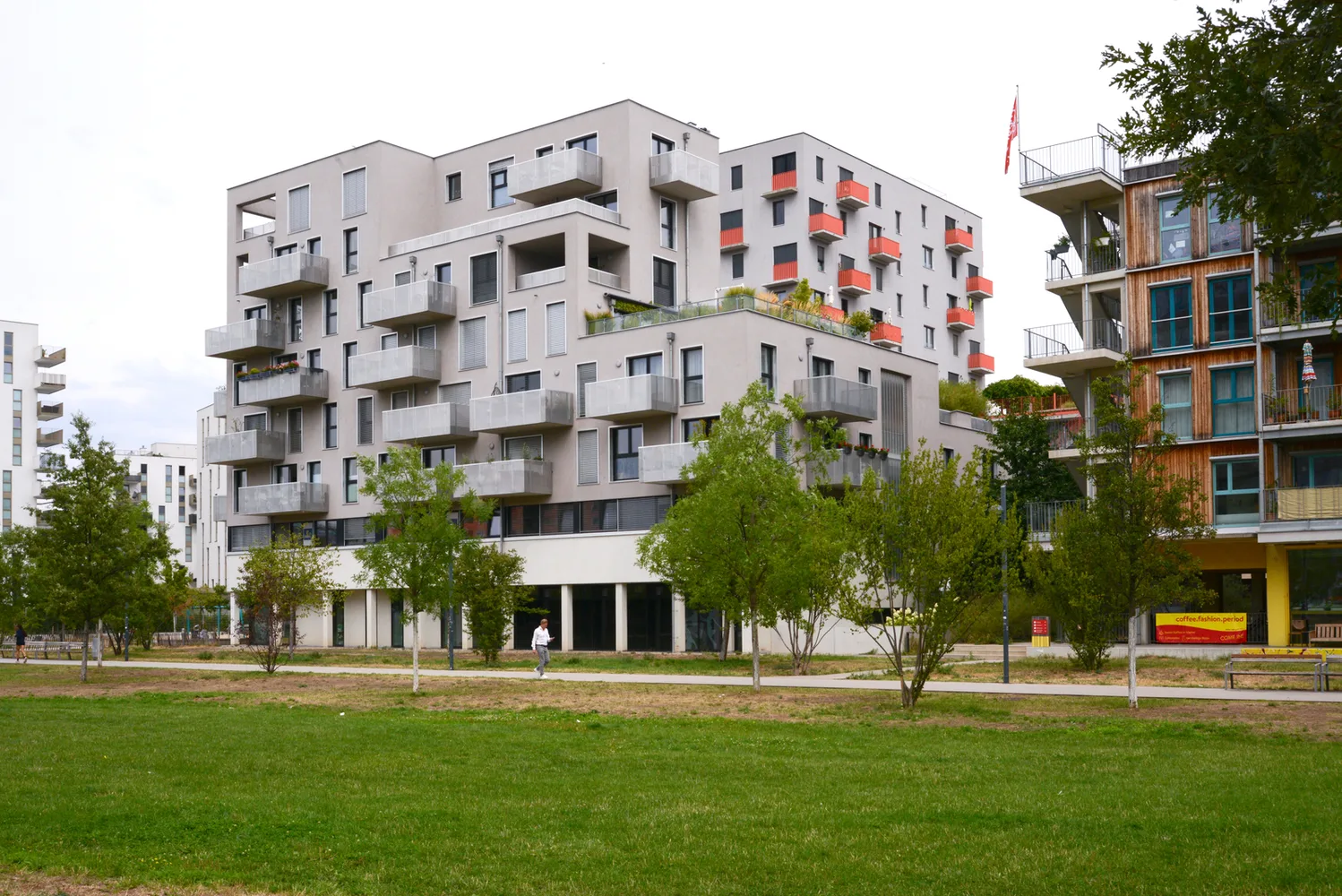 Privates Wohn- und Geschäftshaus „Haus am Park“ von Feld 72 Architekten, Wien, 2018 Büro Bietenhader Moroder 02