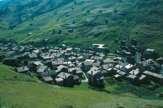 © Europäische ARGE Landentwicklung & Dorferneuerung vals_dorf.jpg