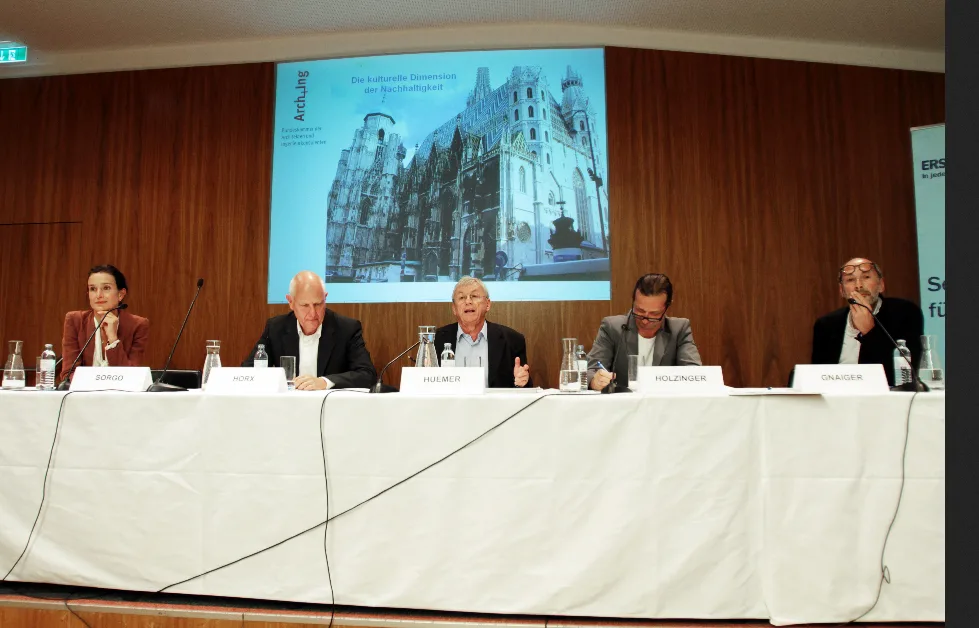 baik_podiumsdiskussion_die_kulturrelle_dimension_der_nachhaltigkeit_kopie.jpg
