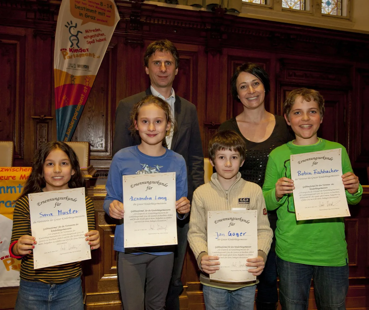 © Kinderbüro Graz KinderbürgermeisterInnen und Stellvertreterinnen
