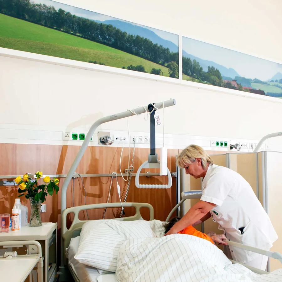 gerhaeusser_akutgeriatri_lkh_muerzzuschlag_patientenzimmer_small_bild_03.jpg