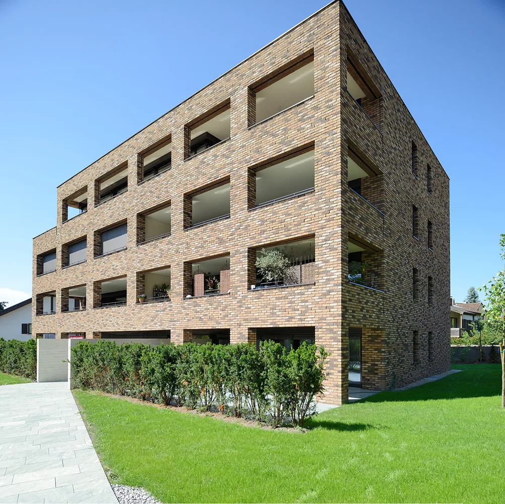 Wohnanlage Villenviertel Dornbirn _ austrian brick and roof award