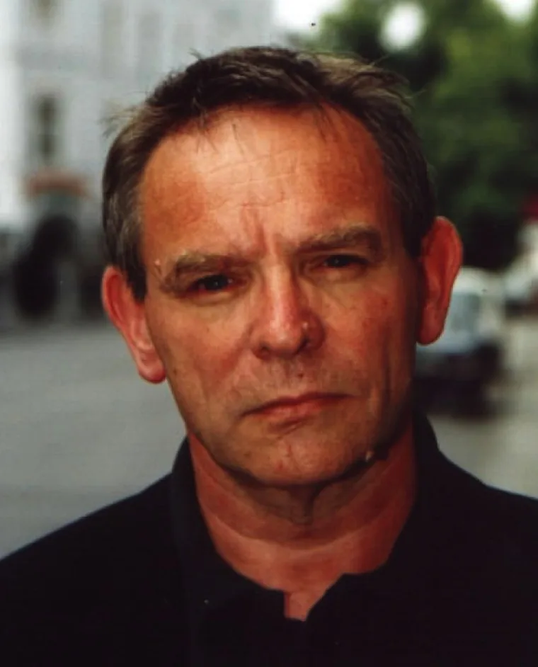 hengstler passbild.jpg