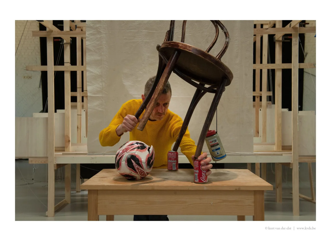 © Kurt Van der Elst Benjamin Verdonck, notallwhowanderarelost