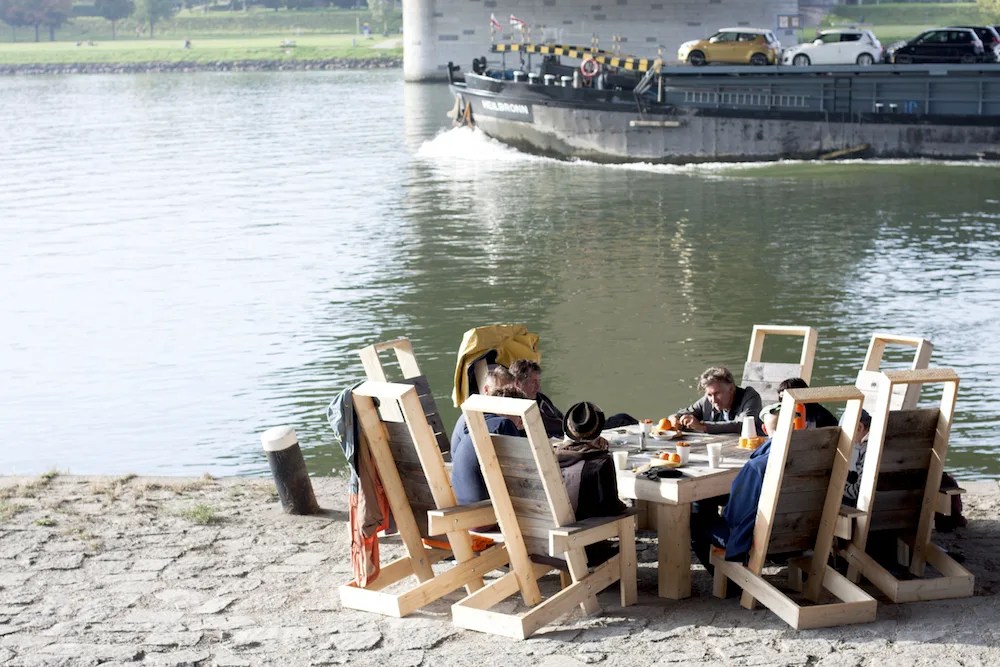 © Claudia Sommer tischgespraeche_linz_2014.jpeg