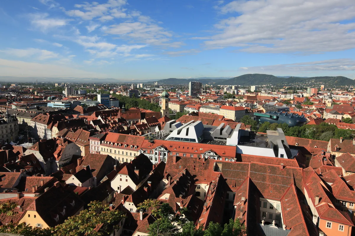 © Martin Brischnik dachlandschaft_graz_01.jpeg