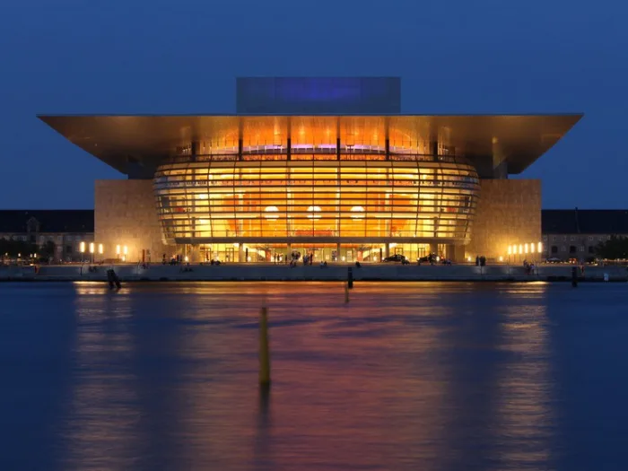 Royal Danish Opera House, Henning Larsen, 2004 (Foto: © travel3000 - Fotolia.com)