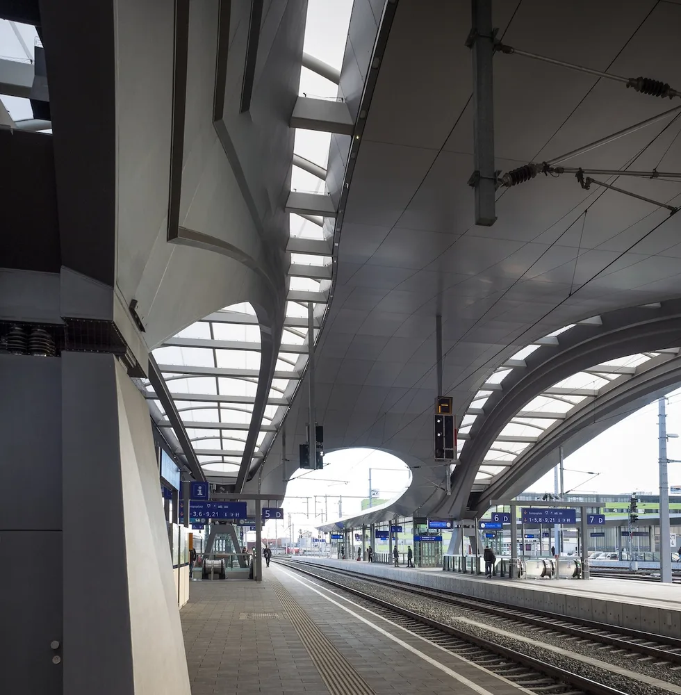 © pierer.net Graz Hauptbahnhof