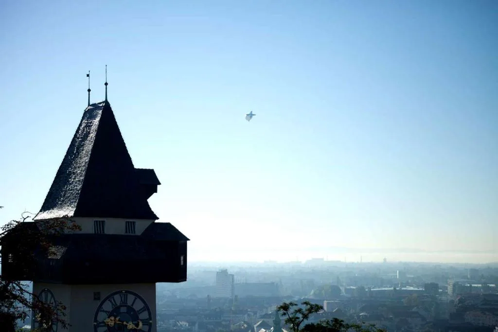 © Sebastian Reiser linienfluggraz-mariborfoto-sebastian-reiser-12345678.jpg