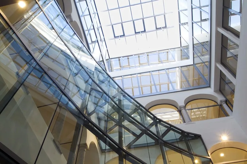web_umbau_uniqahaus_klagenfurt_-_passage_frediani_gasser_architettura_-_foto_ferdinand_neumu_ller_klagenfurt_3.jpg