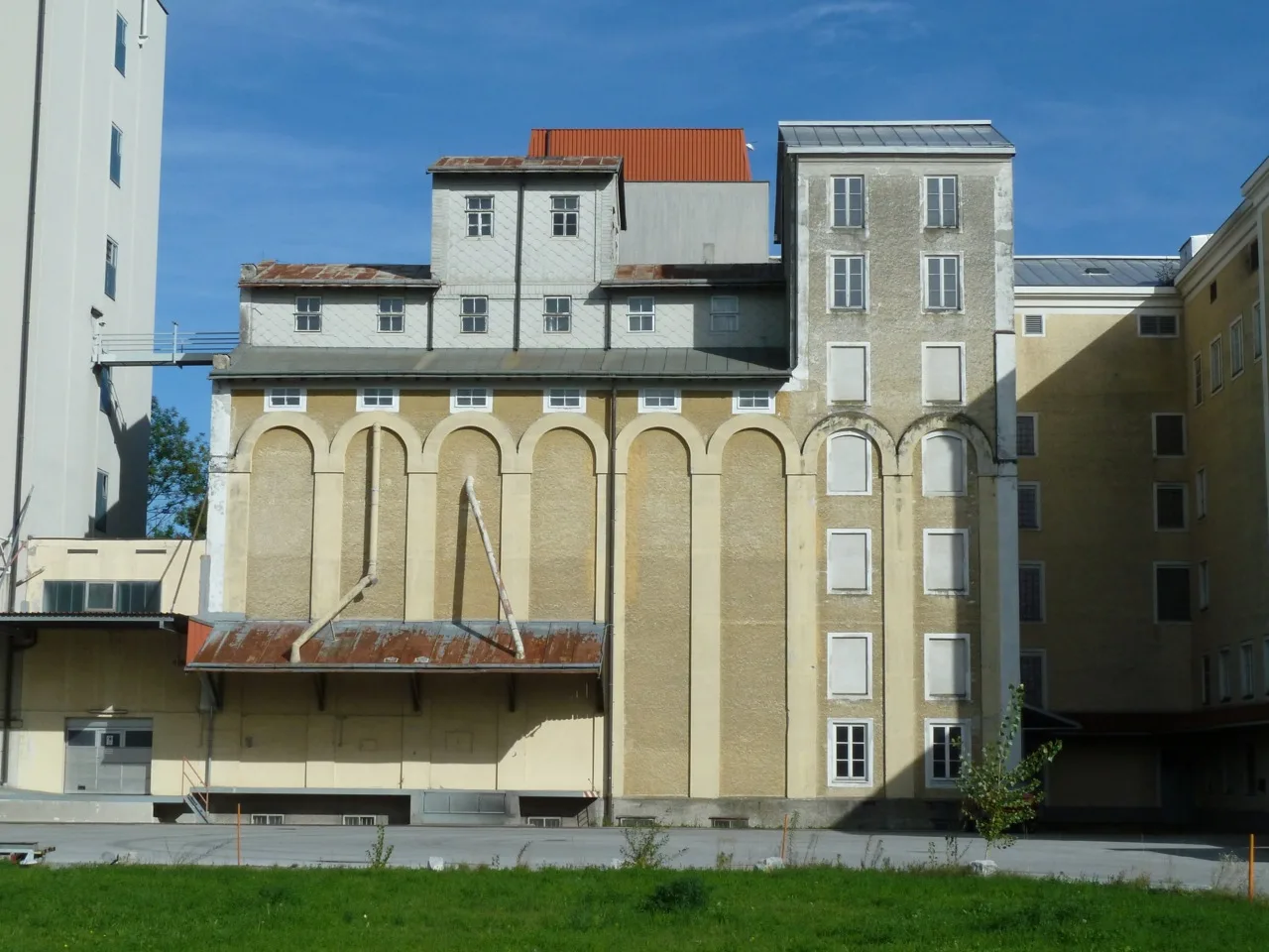 Alter Silo Rauchmühle (c) Norbert Mayr.jpg