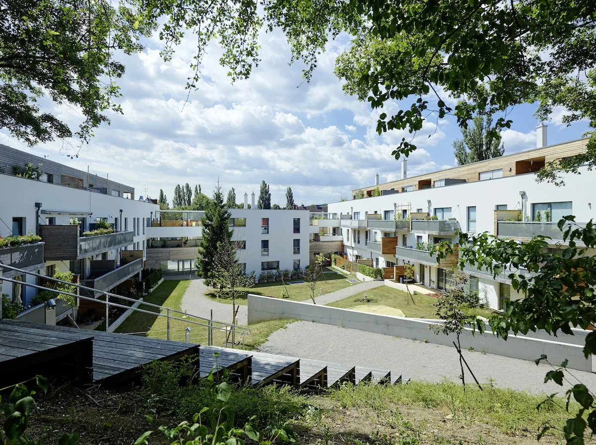 © Bruno Klomfar Fotografie Wohnhausanlage Breitenfurter.jpg