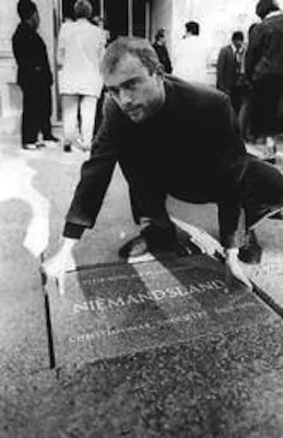 1_christian_marczik_performance_niemandsland_1989.jpg