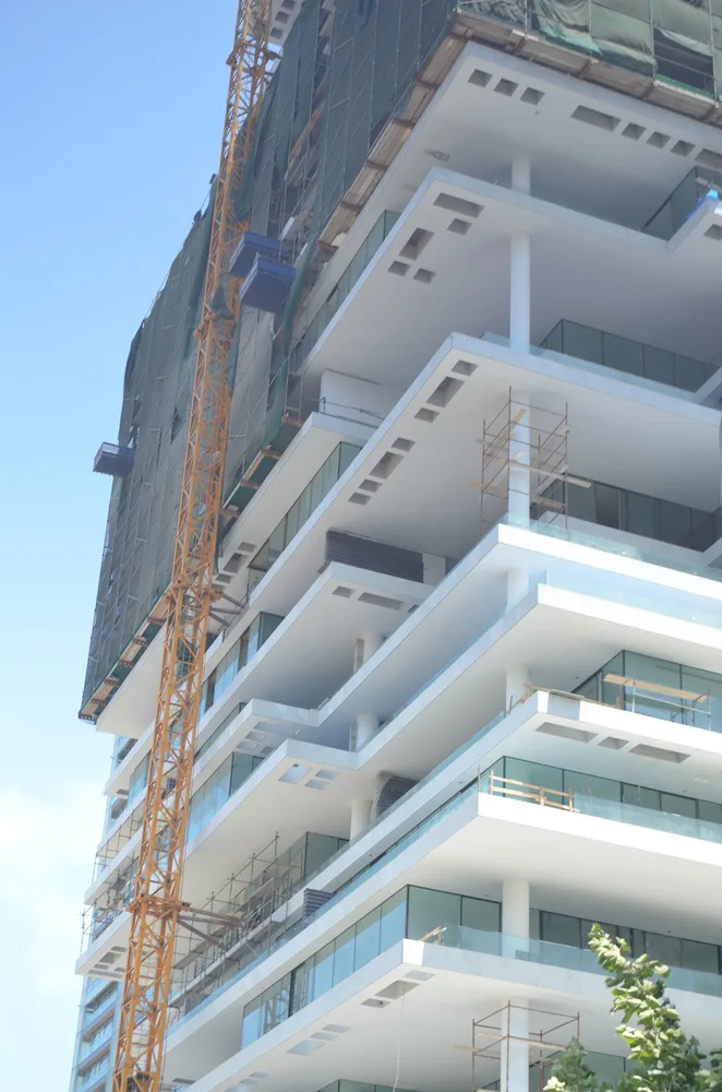 28_green_building.jpg
