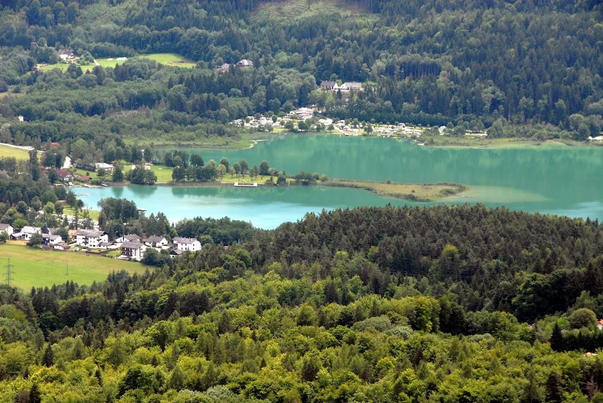 keutschach_keutschacher_see_strandbad_osthaelfte_05072007_02.jpg