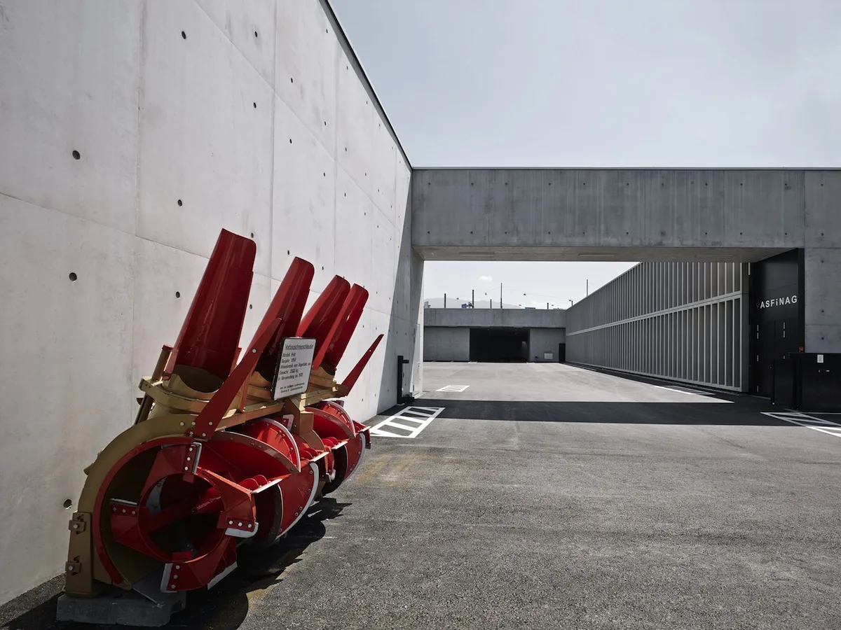 © Marc Lins autobahnmeisterei04_cmarclins.jpg