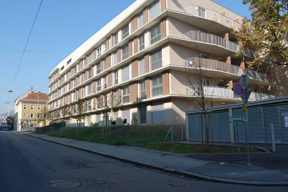 bild_7_wa_ana_lebt_niesenbergerg_strassenbild.jpg
