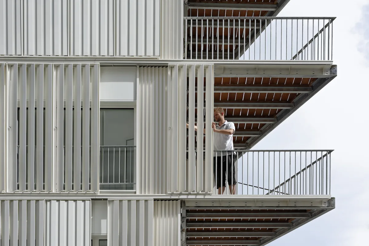 © David Boureau 07_dfa_boureau_balcony.jpg
