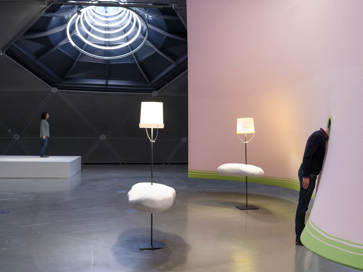 kunsthaus_wurm_wort-_lampenskulpturen.png