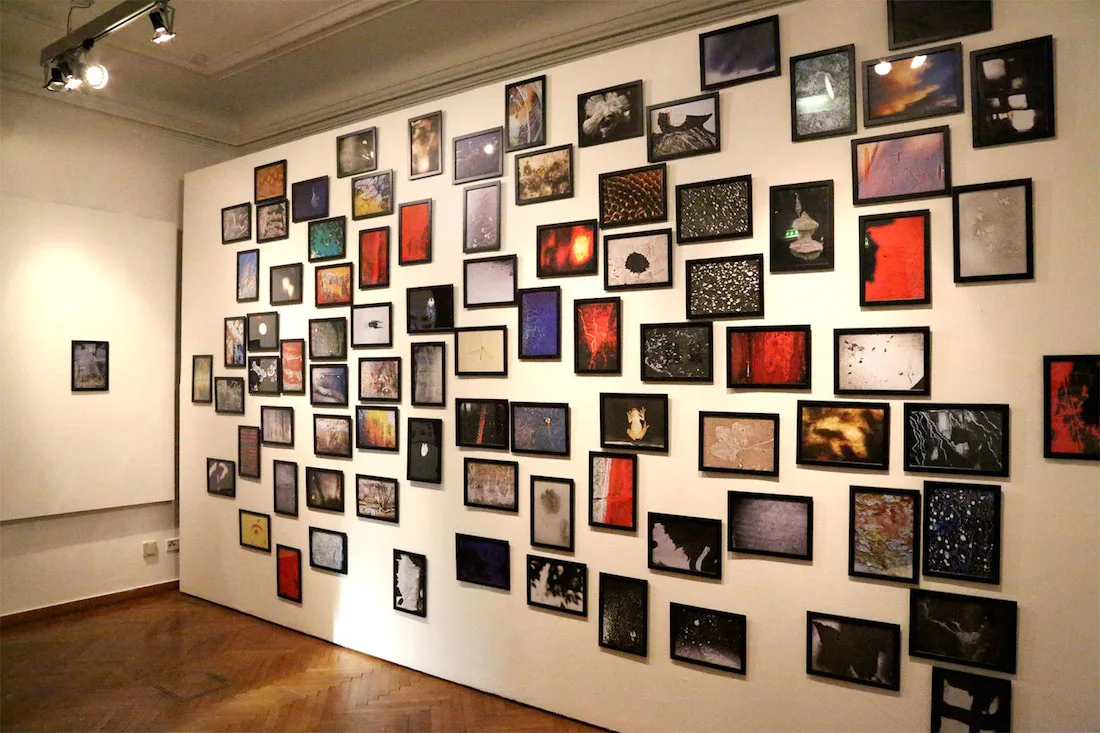 spuren-ausstellungsansicht-lithaus-graz-1.jpg