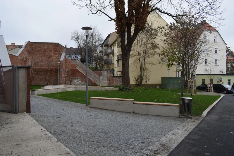 © Elisabeth Kabelis-Lechner annapark_2.jpg
