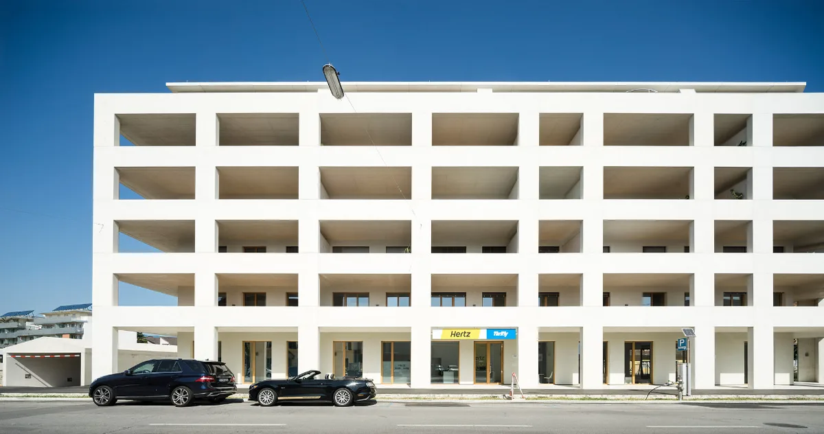 04-pentaplan_prinzessinveranda_westfassade_ott.jpg