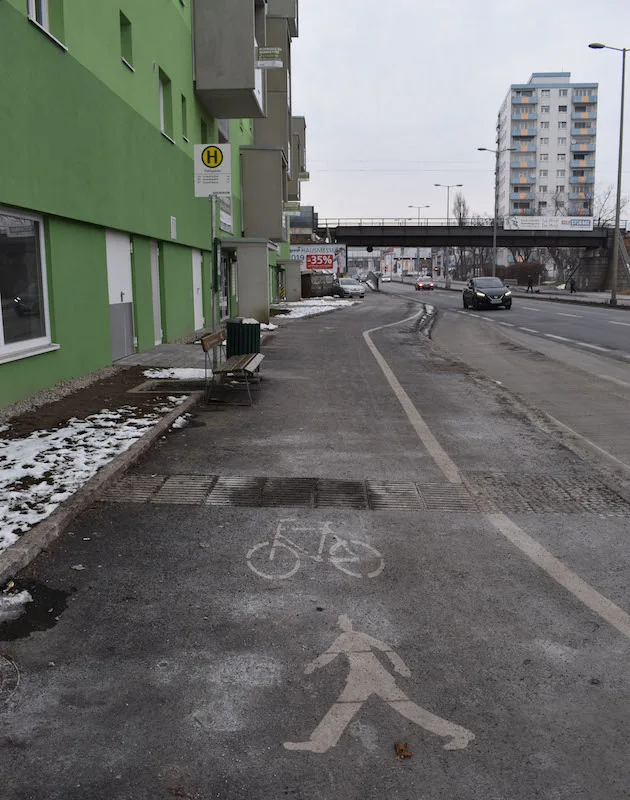 bild_2_haltestelle_triesterstr.jpeg