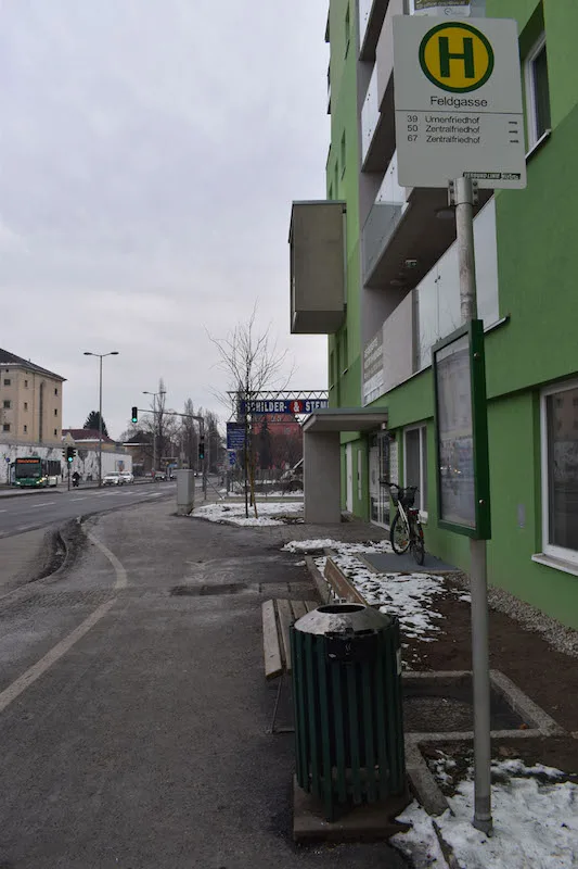 bild_4_haltestelle_triesterstrasse.jpeg