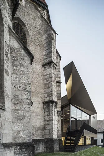 pfarrheim_sierning_von_architekturburo_arkade_bild_peter_philipp.png