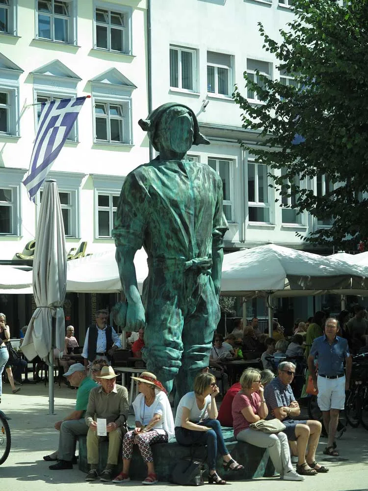 mann-ohne-gesicht-2018.jpg