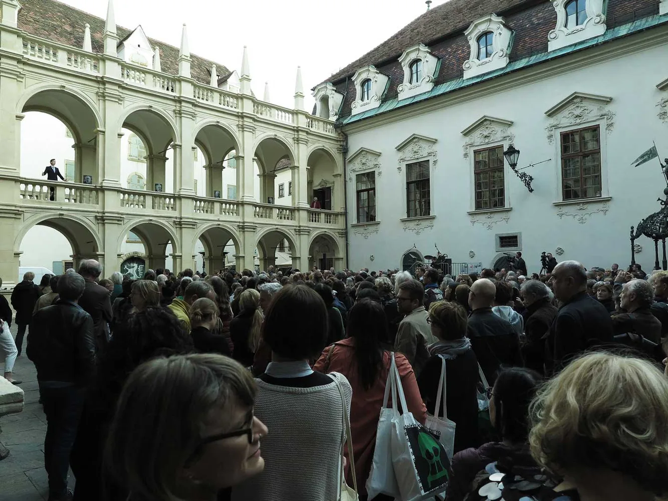 3-herbst_voicers-eroffnungszeremonie.jpg