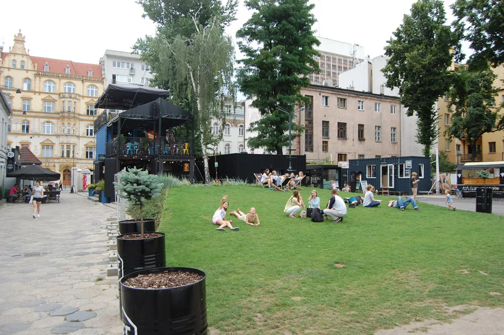 lodz_off_1.jpg