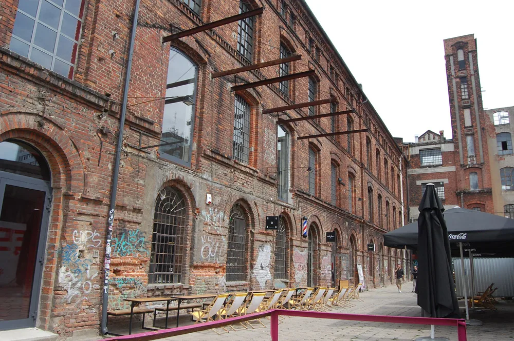 lodz_off_2.jpg