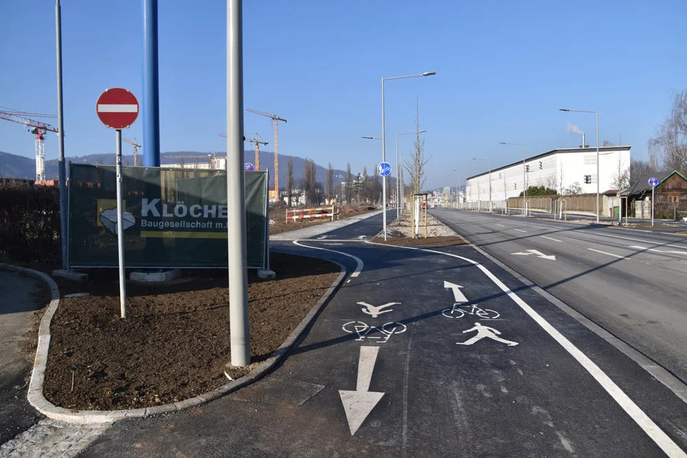 © Elisabeth Kabelis-Lechner 3_erste_stadtmobel_reininghaus.jpeg