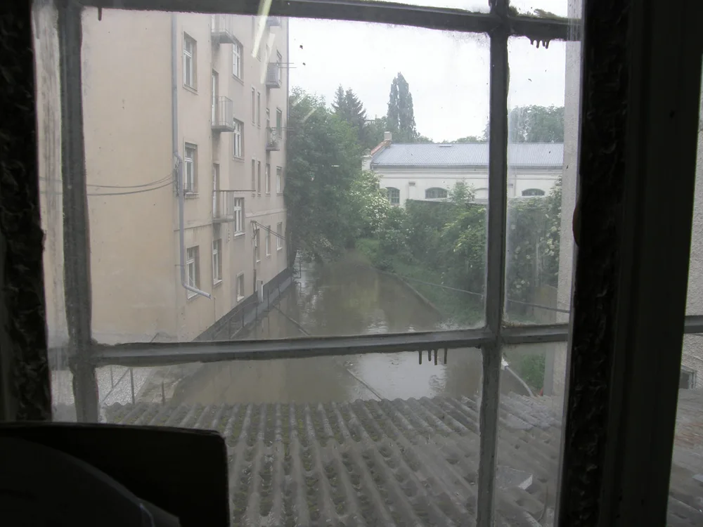 9_muehle_2009_innenaufnahme_mit_blick_zur_postgarage.jpeg