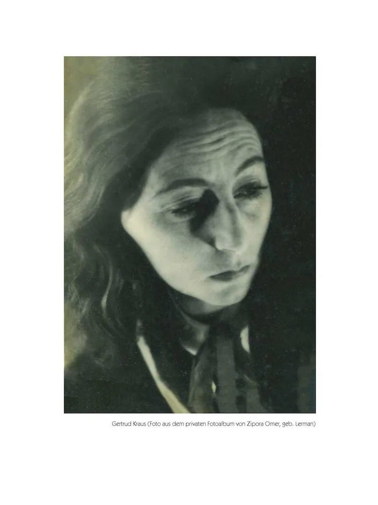1-ca_presse_ausstellung_rosenberger_dasweitelandausdemsiekommt_portrait_gertrudkraus.jpg