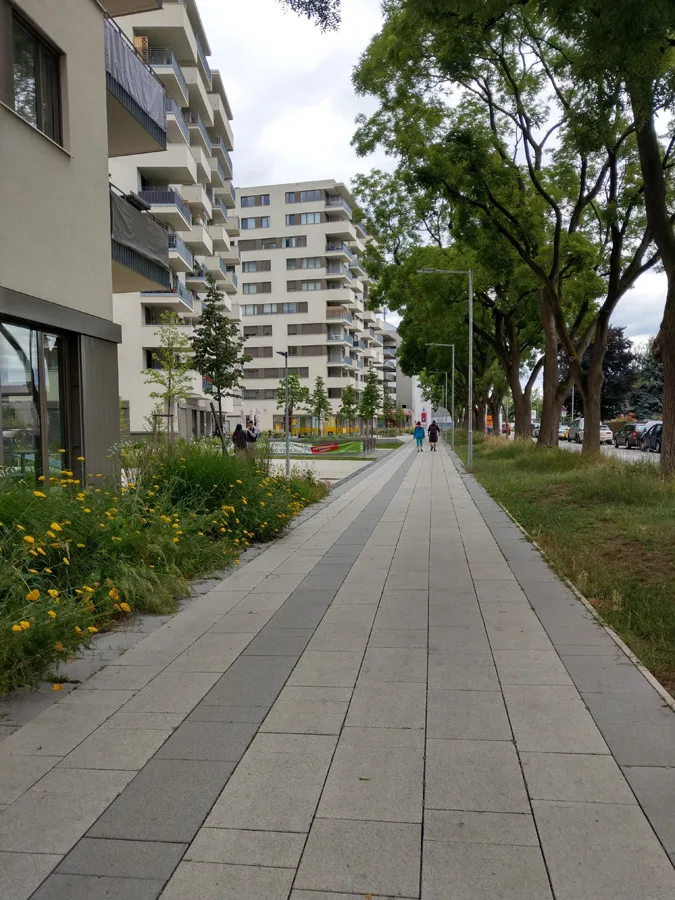 bild_1-_campus_eggenberg_boulevard.jpg