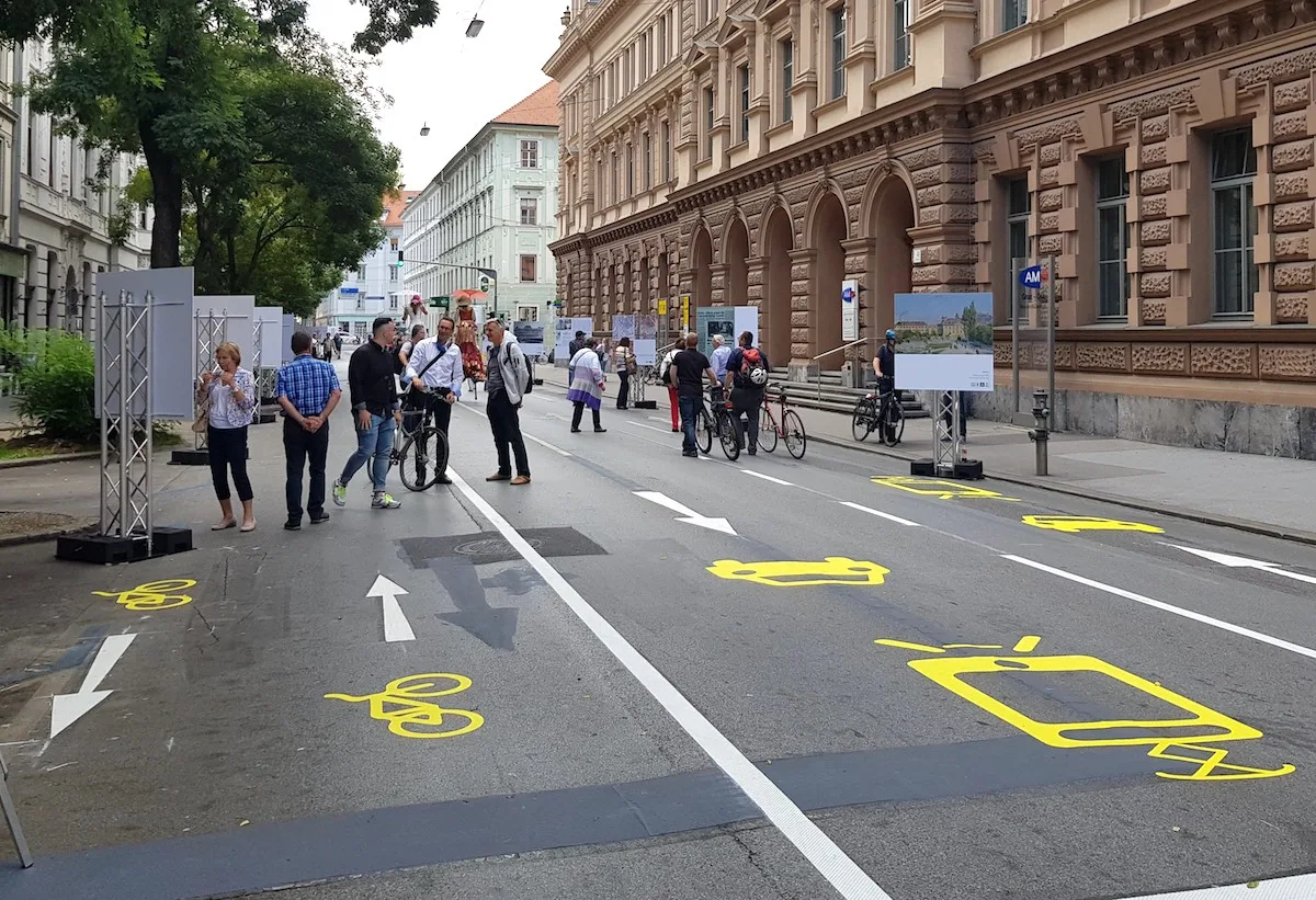 bodenmarkierung_neutorgasse_neu_daniela_hoerzer.jpg