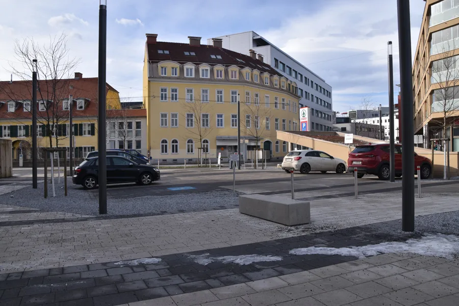© Elisabeth Kabelis-Lechner 5_spar_parkplaetze_.jpg