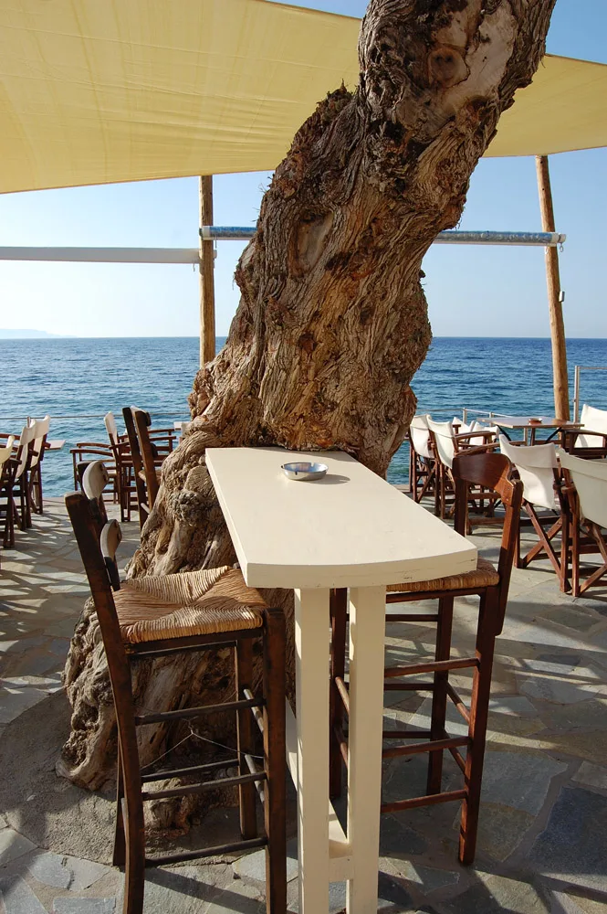 2_strandlokal_in_mochlos_ostkreta.jpg