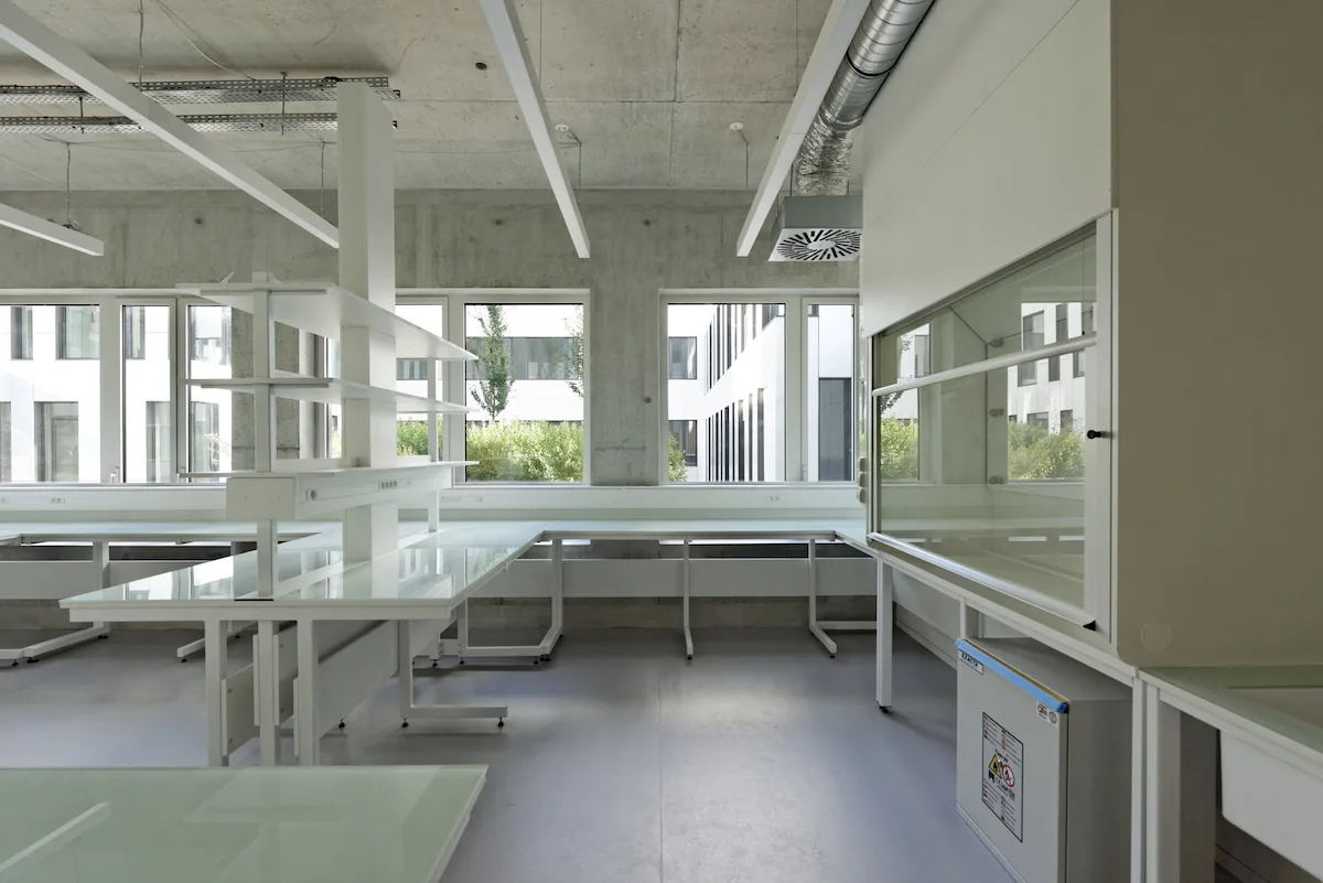 01_laboratory_dfa_d.boureau.jpg