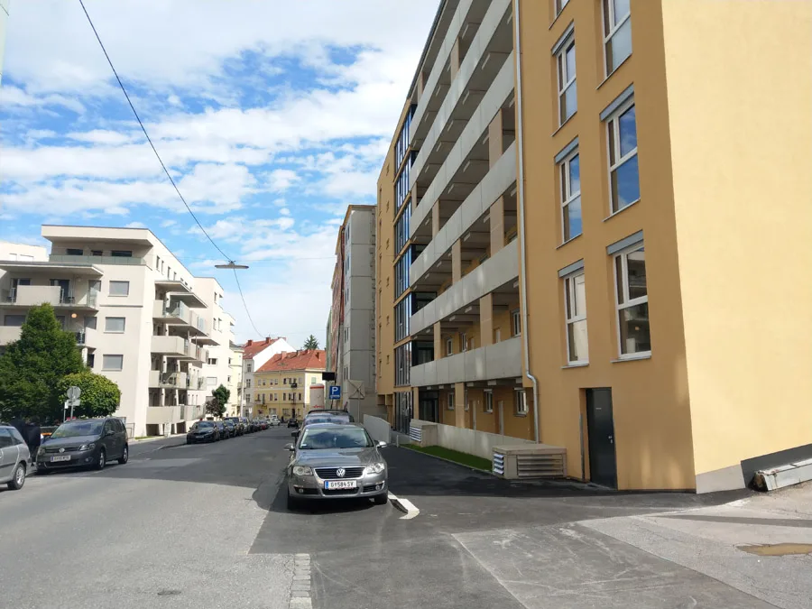bild_8_ungergasse_von_westen_kerngebiet_mit_wohnen_im_eg.jpg
