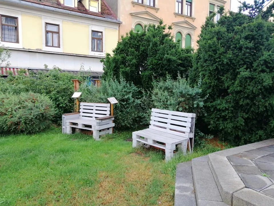 bild_6_sitzmoebel_selbst_gebaut.jpg