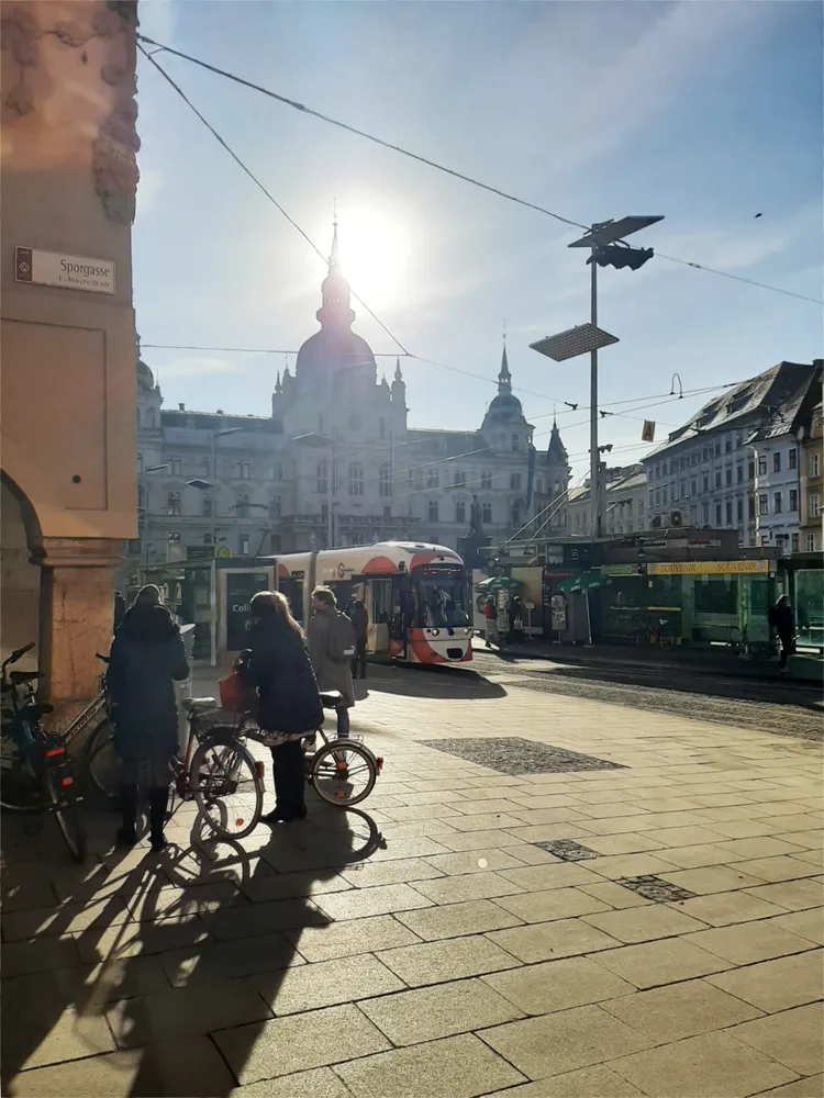 Hauptplatz Graz Sachstraße Sparkasse