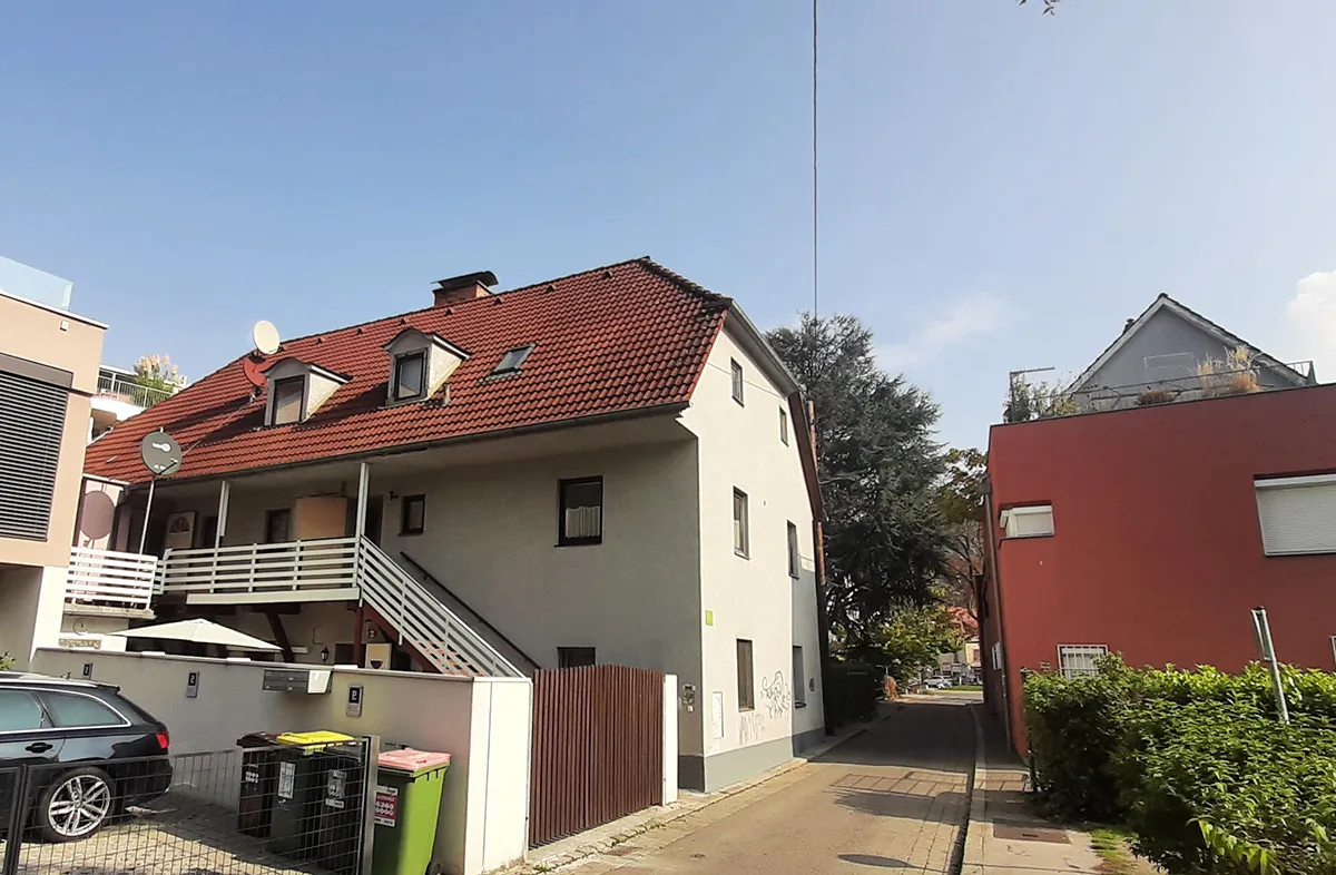 © Peter Laukhardt 2022-10_news_Schau doch! 24, Das Sigmund-Stadtl des Barons Schwitzen_14