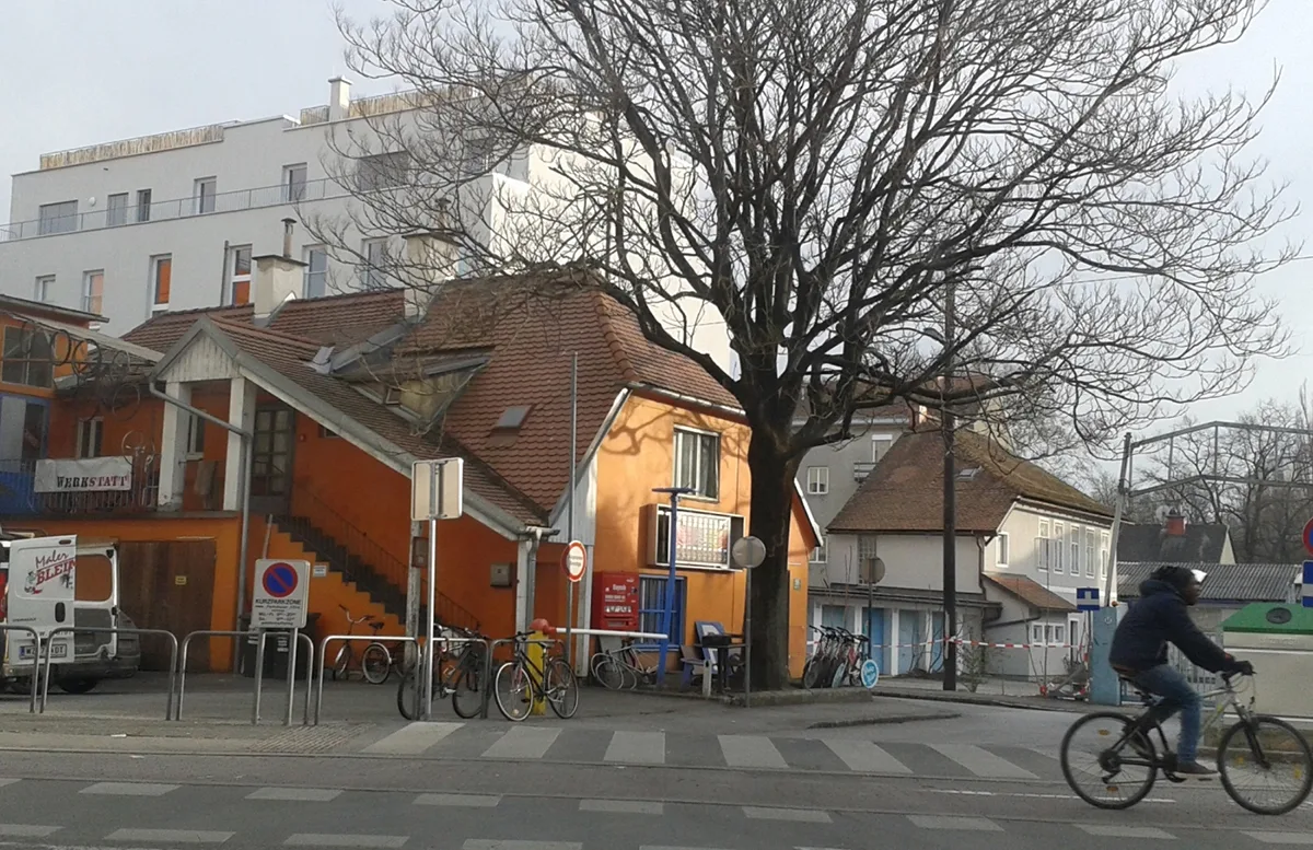 © Peter Laukhardt 2022-10_news_Schau doch! 24, Das Sigmund-Stadtl des Barons Schwitzen_12