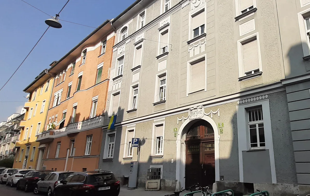 © Peter Laukhardt 2022-10_news_Schau doch! 24, Das Sigmund-Stadtl des Barons Schwitzen_8