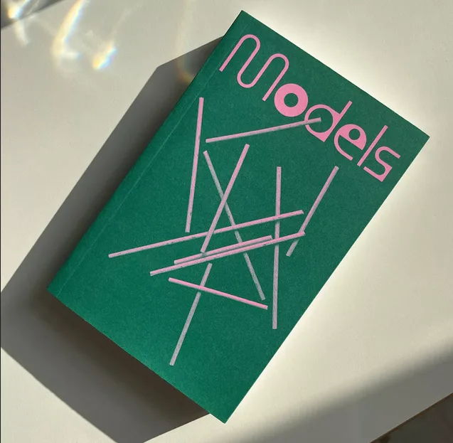 2022-11_date_Buchpräsentation: Diskursiv No. 1 Models