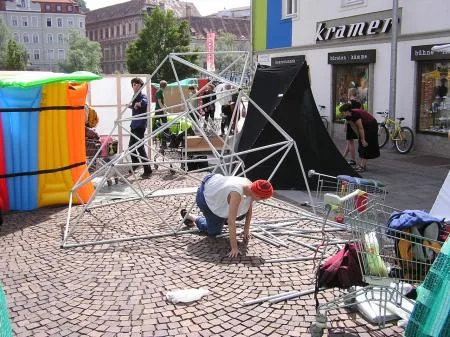 trolley_23_filigran.jpg