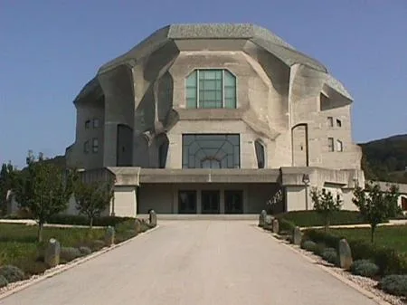 goetheanum3.jpg